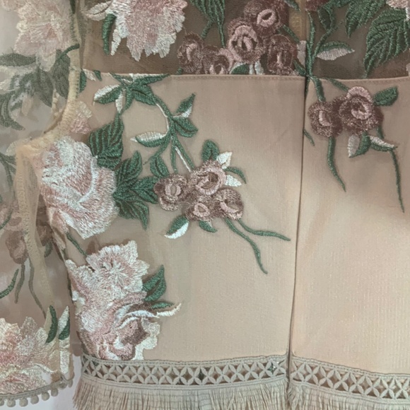 Just Me Embroidered Mesh Formal Wedding Party Dress Size XS - Picture 8 of 12